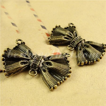 metal accessories
